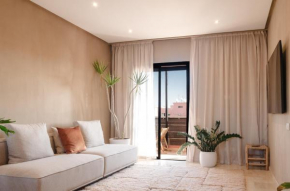Large Stylish Condo Central Gueliz with Pool Access